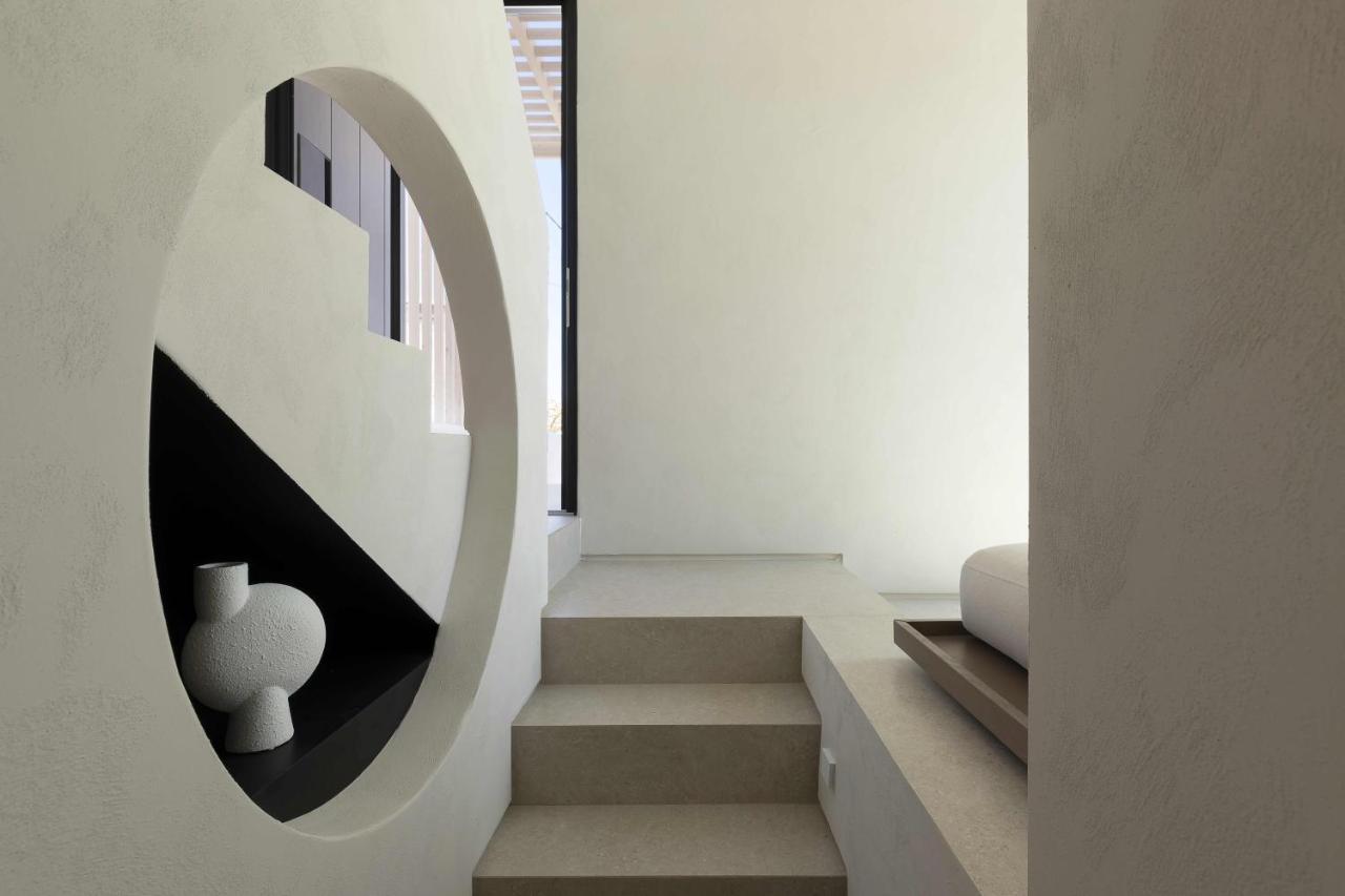 Cubic Mykonos Seafront Design Suites Ornos  Exterior foto